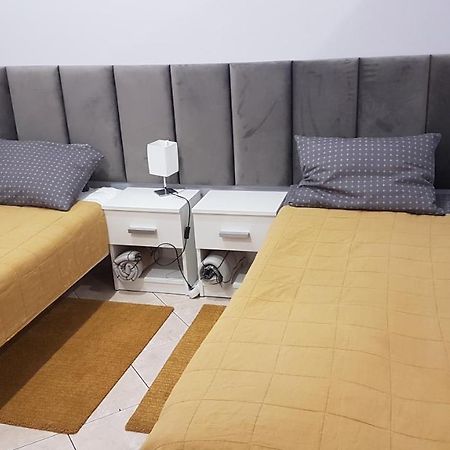 Apartament Promyczek ฮายนูฟกา ภายนอก รูปภาพ