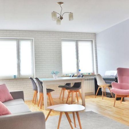 Apartament Promyczek ฮายนูฟกา ภายนอก รูปภาพ